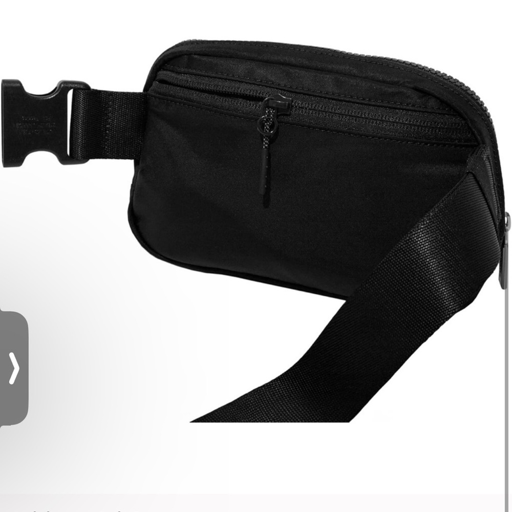 lululemon athletica Men's Black Belt Bag - Picture 3 of 3